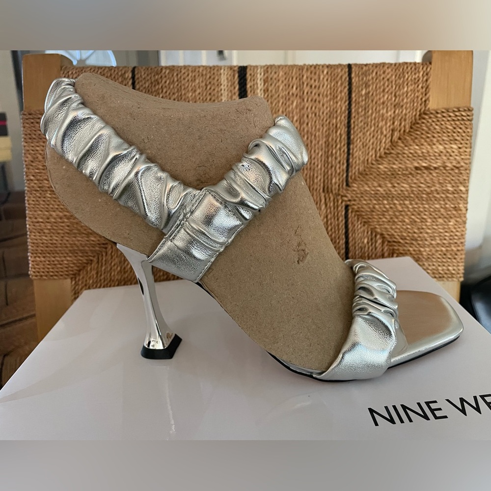 Nine West silver strappy sandal